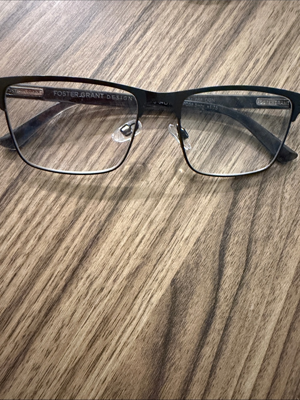 Foster Grant Black Rectangular Men’s or Women’s Glasses 1.75 magnifiers